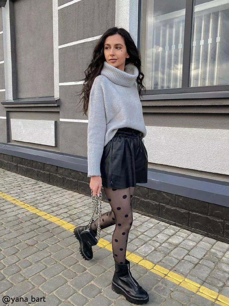 Conte Rondo 20 Den - Fantasy Women's Tights with Large Polka Dots (19С-104СП)