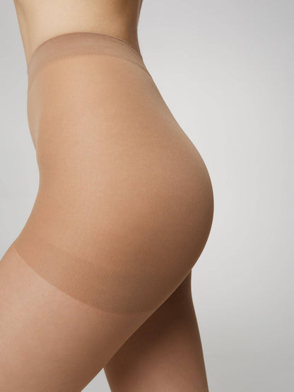 Conte Solo 15 Den - Classic Women's Pantyhose with a Reinforced Shorts (17S-89SP)