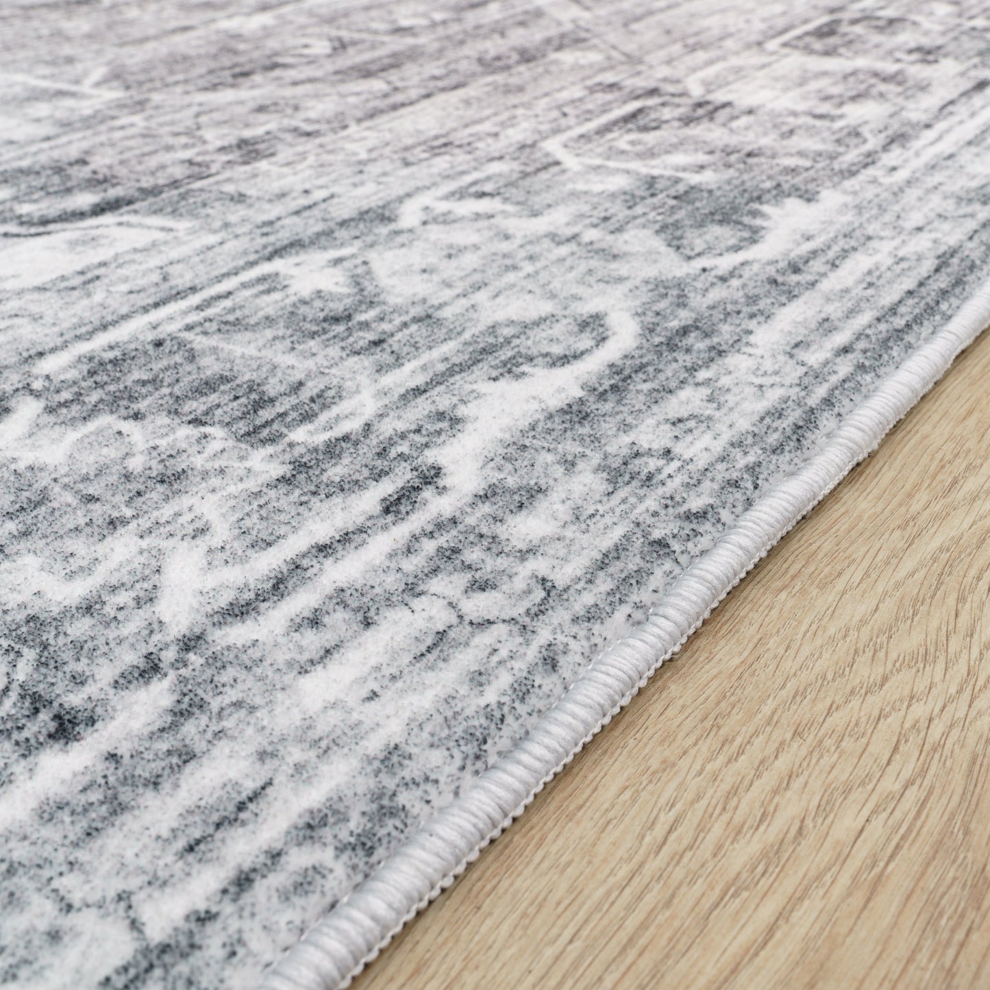 Area Rug Cambridge Vintage Design with Oriental Pattern