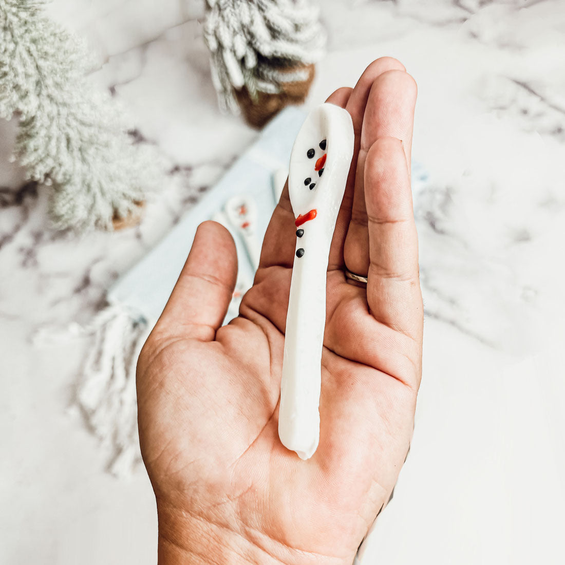 Snowman Edible Spoons