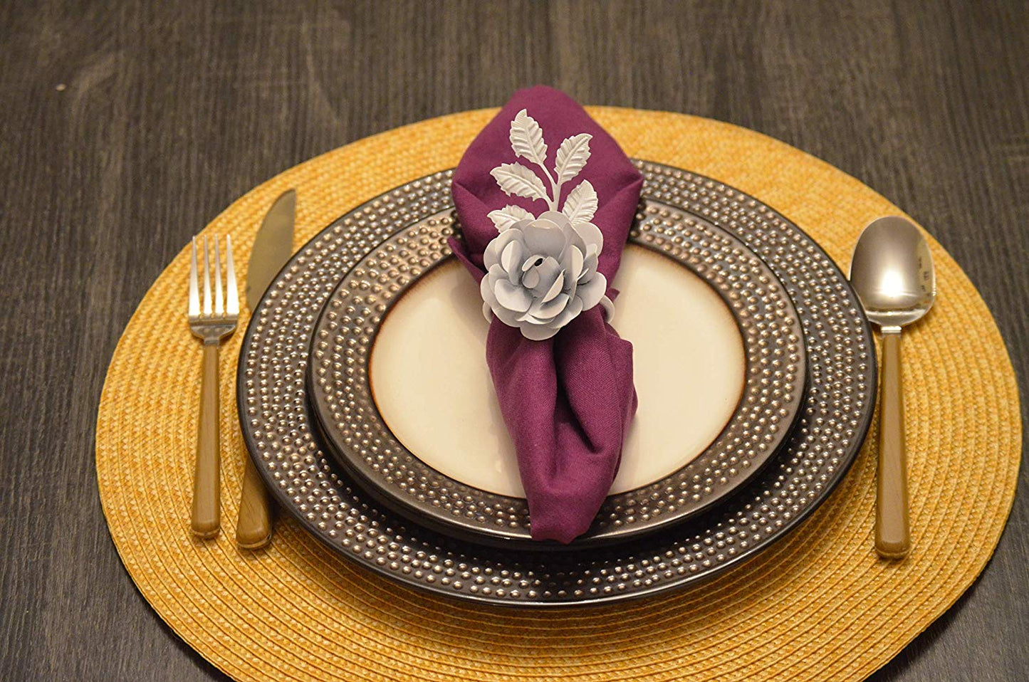 Vibhsa White Rose Set of 4 Napkin Rings