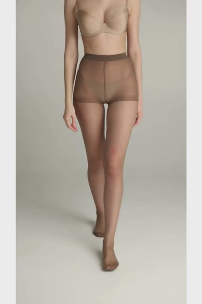 Conte Solo 15 Den - Classic Women's Pantyhose with a Reinforced Shorts (17S-89SP)